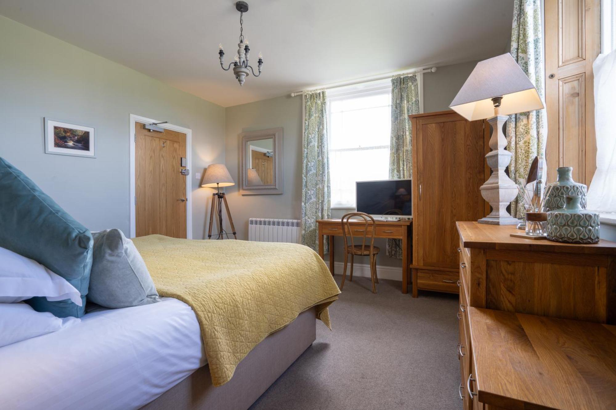 Hassop Station Apartment On The Monsal Trail Bakewell Bagian luar foto