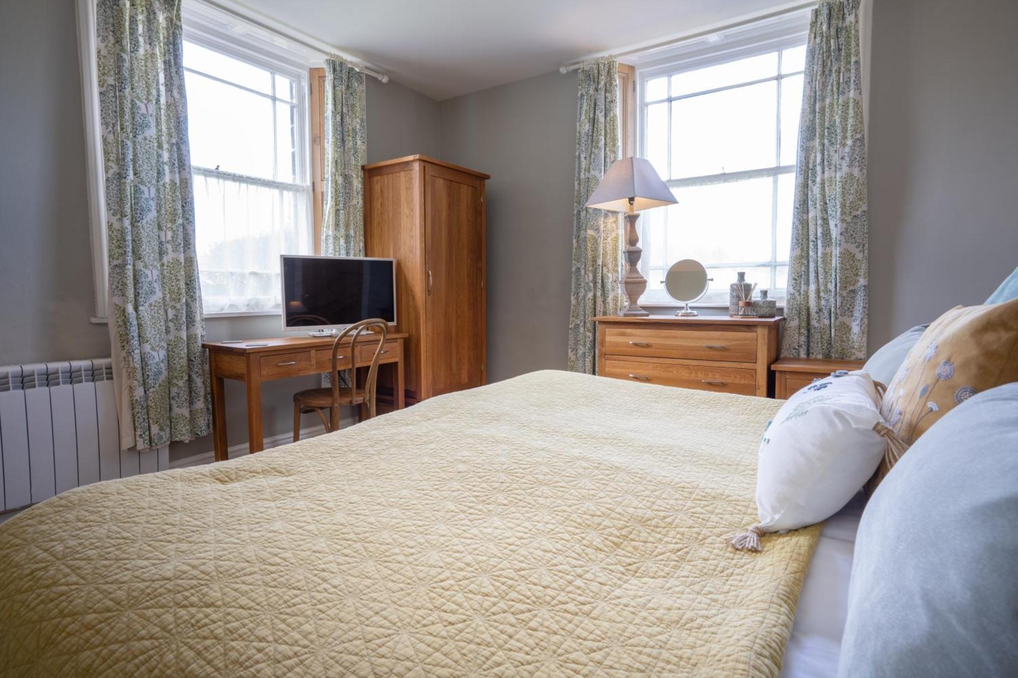 Hassop Station Apartment On The Monsal Trail Bakewell Bagian luar foto